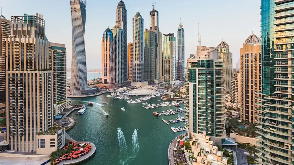 أبرز 10 وجهات سياحية تستحق الزيارة في الشرق الأوسط - صورة 3