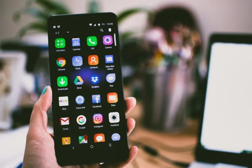 أهم التطبيقات التي تحتاجها أثناء السفر