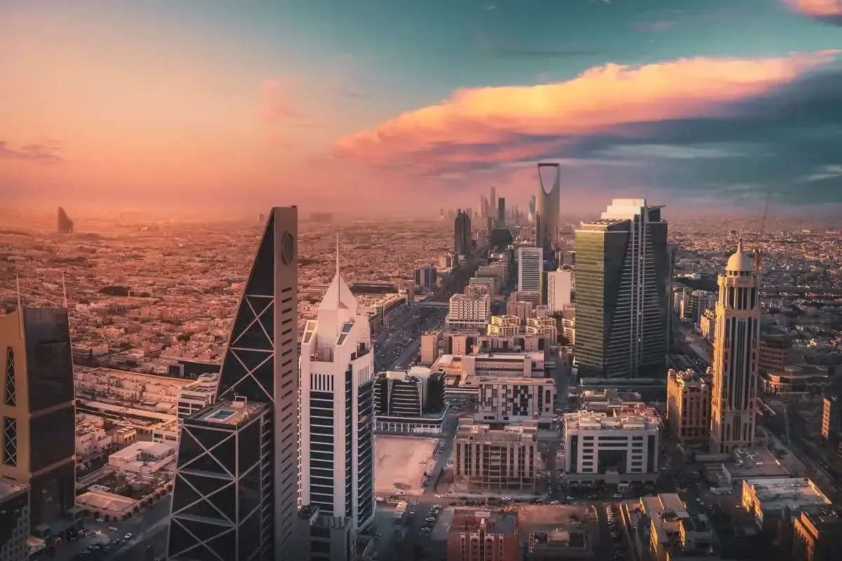 أبرز 10 دول جذباً للاستثمارات الأجنبية في العالم