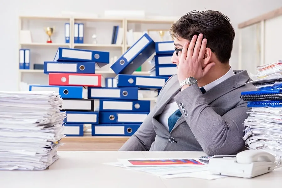 ما هي معايير عامة للتوظيف في القطاع الخاص والعام؟