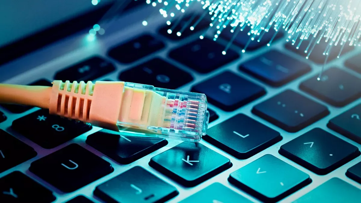INTERNET
