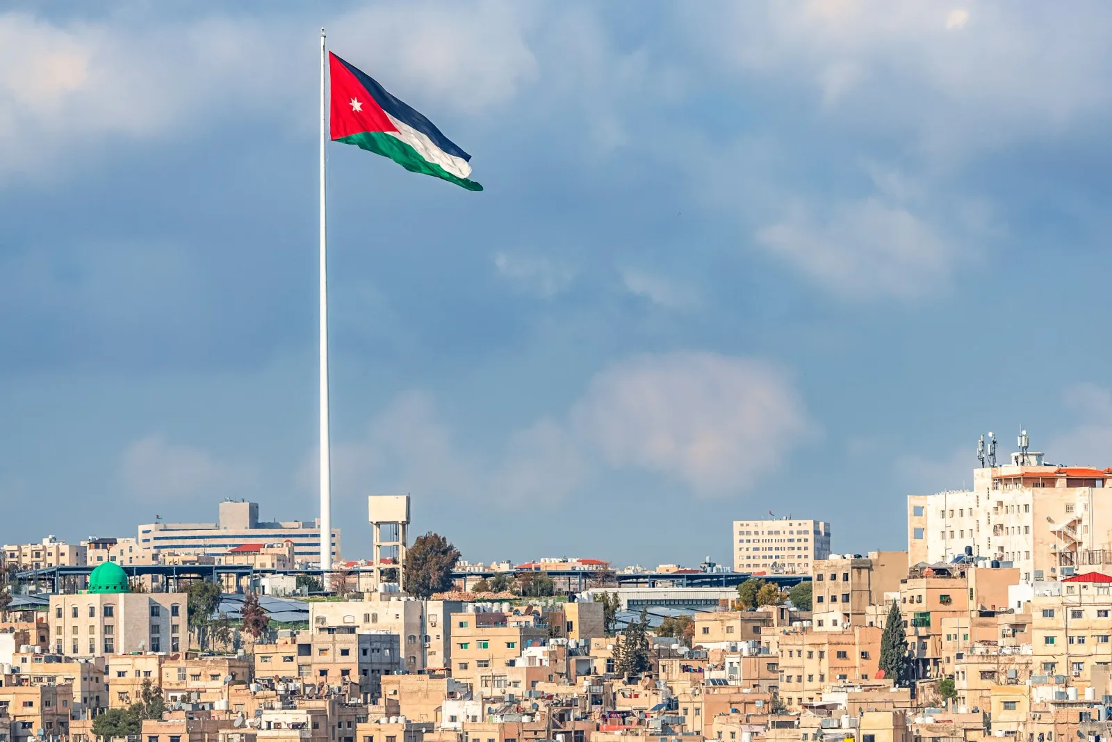الأردن تطلق برنامجاً طموحاً لدعم 100 شركة ناشئة في مختلف المجالات التقنية