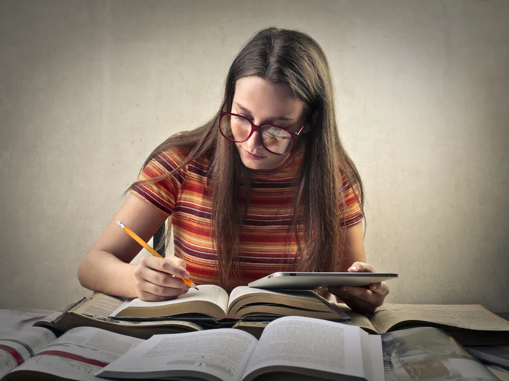 ترتيب الدول وفقاً لمعدلات إلمام البالغين بالقراءة والكتابة