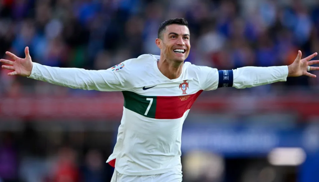 أبرز الشخصيات المؤثرة في العالم لعام 2024: نجوم الرياضة والترفيه والتكنولوجيا