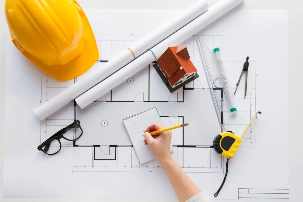 تعرف على أكثر الوظائف طلباً في الإمارات في 2025
