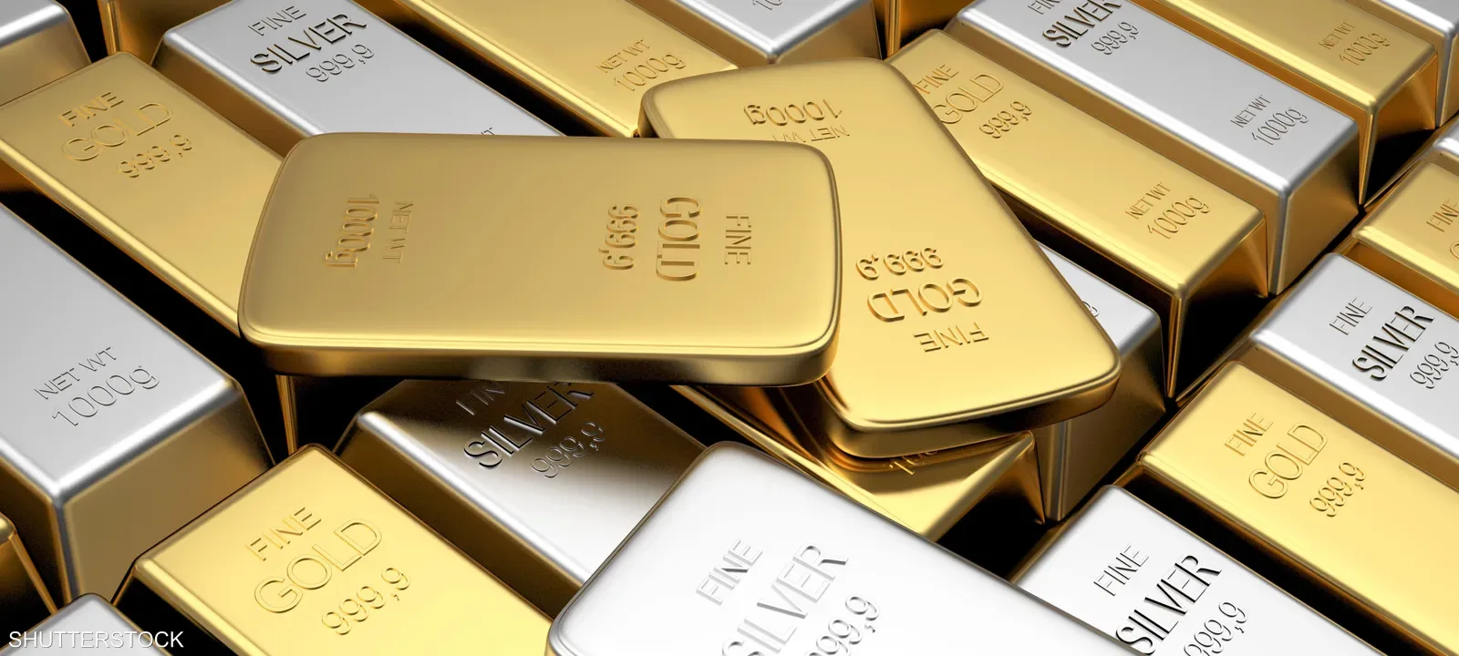 خبير يفسر سبب الانهيار المفاجئ لأسعار الذهب والفضة