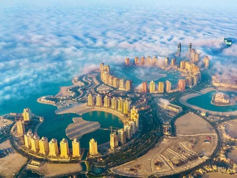 ما الدول التي تمتلك الكثير من الموارد الطبيعية؟