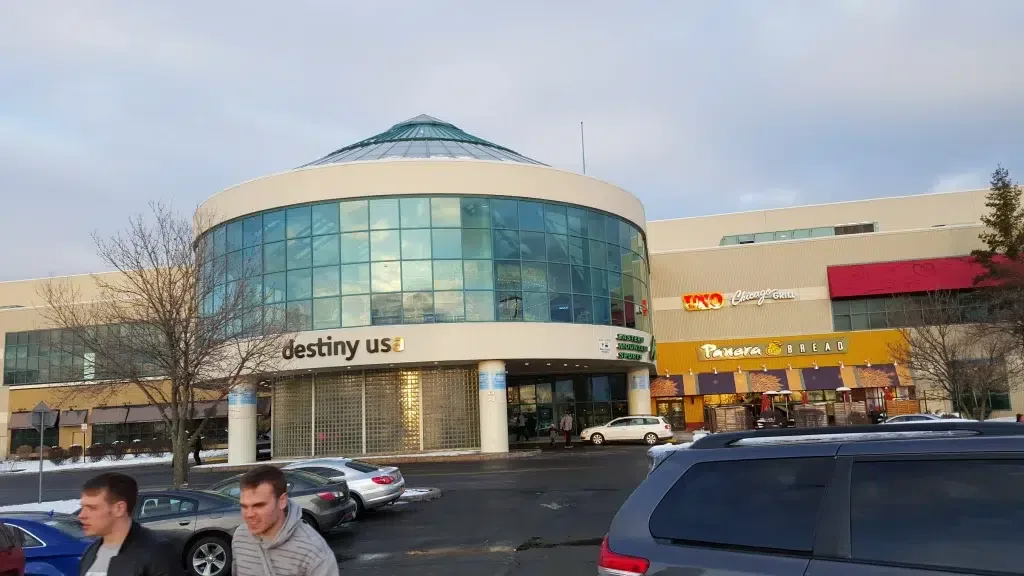 أكبر 10 مراكز تسوق في أمريكا عام 2024 - صورة 4