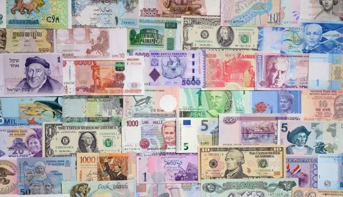 تعرف على أقوى العملات في العالم