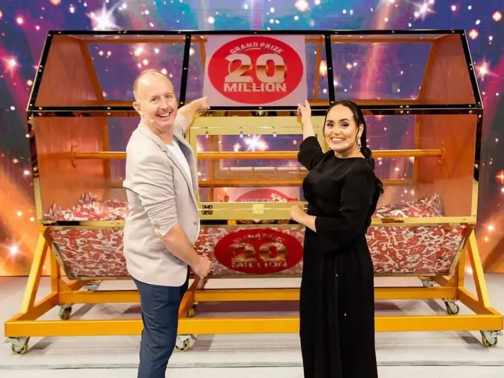 سوري مقيم في الإمارات يفوز بـ 20 مليون درهم