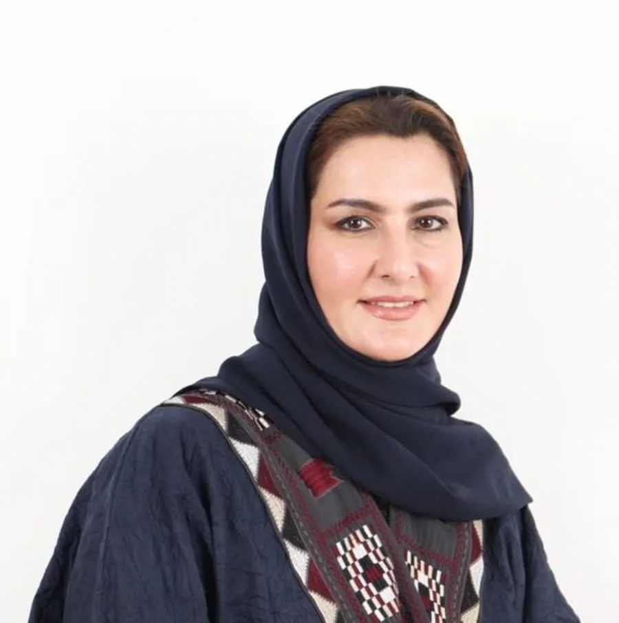 من هي خلود المانع وما علاقتها بالذكاء الاصطناعي ؟ - صورة 2