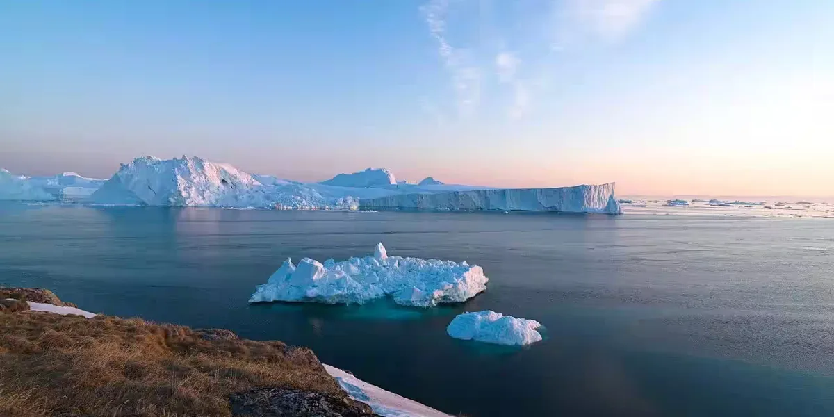 أصغر بحر في العالم